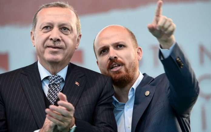 Ξετσούμισε και ο Μπιλάλ Ερντογάν – Επικρίνει τους Τούρκους που επηρεάζονται από την Ευρώπη των «απίστων»